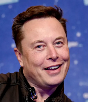 Musk smiling - tweets fake tweet